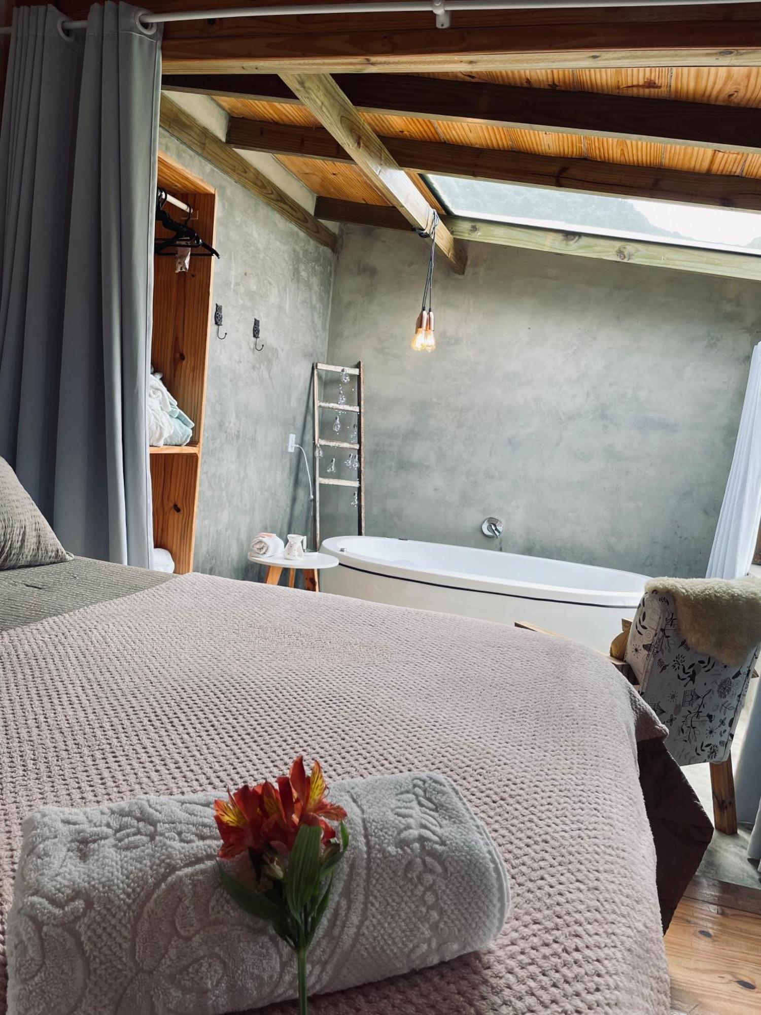 Pousada Colina Dos Ventos - Cabana Monte! Урубісі Екстер'єр фото